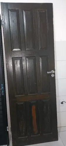 Porta de maçaranduba 
