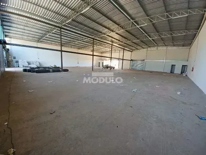 Galpão/Depósito/Barracão à venda, Planalto - Uberlândia/MG