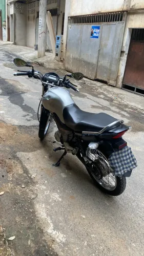 Vendo Ou Troco Por Carro - Honda CG 160 Start 2024/2024 - R$: 15.000,00