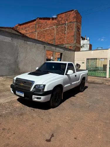 Chevrolet S10 P-up Colina 2.8 TDI 4x2/4x4 CS Dies. 2011