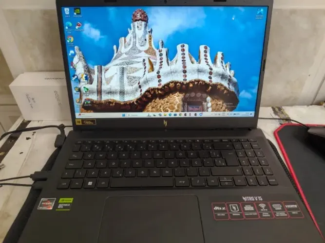Notebook Acer Nitro V15, 15.6 Pol, AMD Ryzen 7 7735HS, 16GB DDR5, SSD 512GB, RTX 4050 6GB