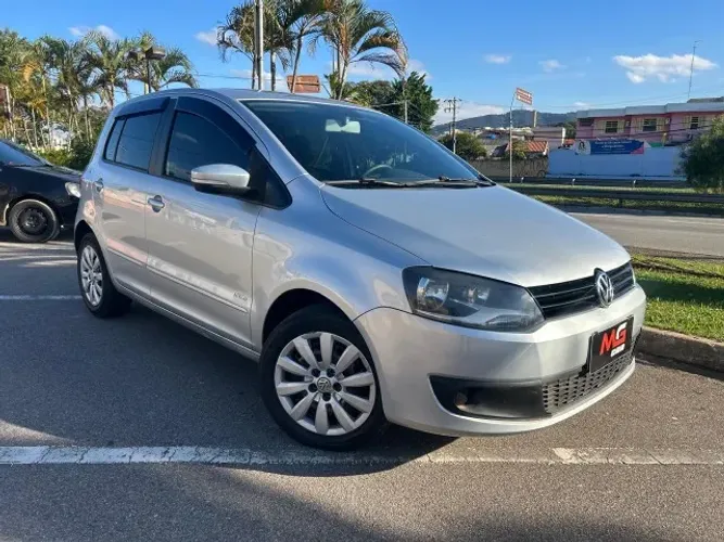 Volkswagen Fox 1.0 MI Total Flex 8V 5P 2014