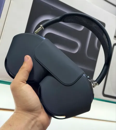 Airpods max usb-c LOJA FÍSICA apenas 2 meses de ativação, garantia Apple até: 09/06/2027