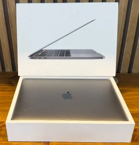 MacBook PRO 2019 A1989 C/ Touch Bar I5 2.4 Mem 8gb Ssd 256 c/ Caixa