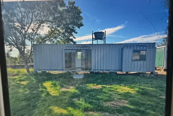 Ótima Casa container barata , um quarto, ótimo acabamento