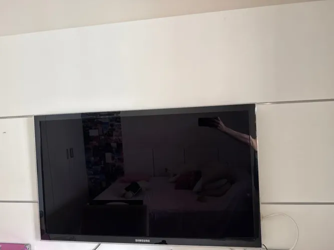 Tv Samsung 42 polegadas tela planta- Não smart