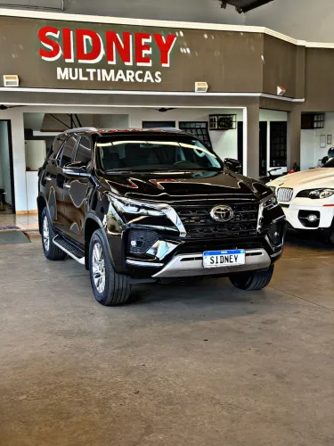 Toyota Hilux SW4 SRX 4X4 2.8 TDI 16V Dies. Aut. 2021