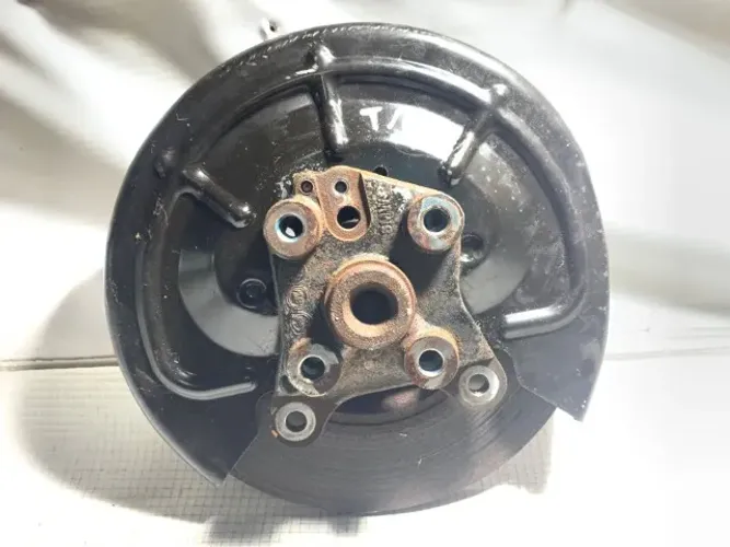 cubo eixo traseiro esquerdo fiat 500 1.4 2012/2013 compare