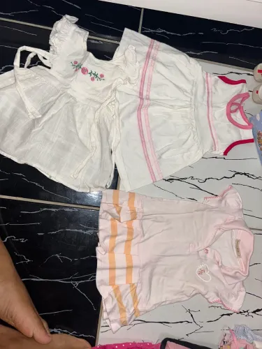 Desapego roupa bebê menina RN a 12 meses