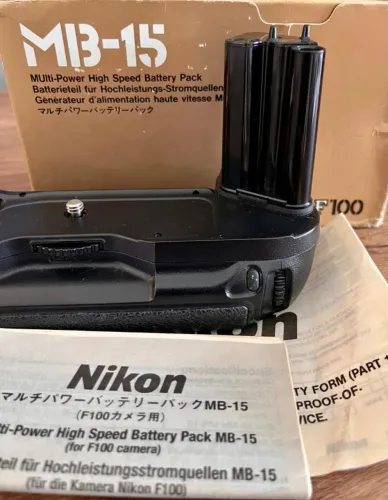 Grip Nikon MB-15 Multi-Power Battery Pack para Nikon F100 ? NOVO na Caixa e Manual