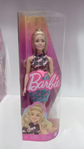 Barbie fashionista 202
