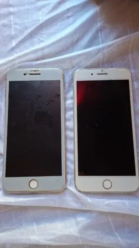 2 iPhones 8 Plus para retirada de peças ou tentativa de conserto