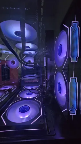 PC GAMER RYZEN/RTX 5060 TI