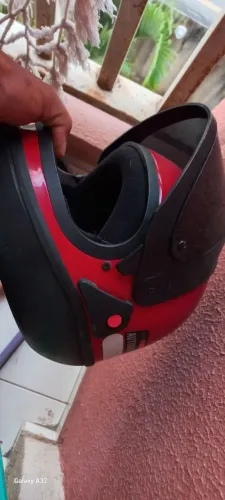 Vendo capacete número 60