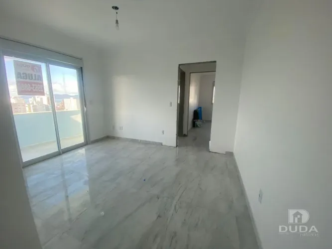 Apartamento 3 dormitórios 2 vagas - Barreiros