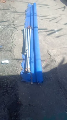 Vendo toldo retrátil 3,00mt.  usado completo
