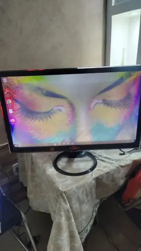 Monitor Led Samsung 27 polegadas com HDMI. Parcelo no cartão sem juros