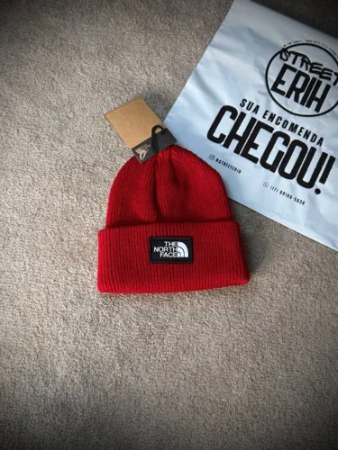 TOUCA THE NORTH FACE VERMELHO