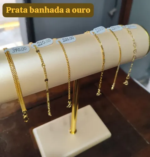 Prata banhada a ouro