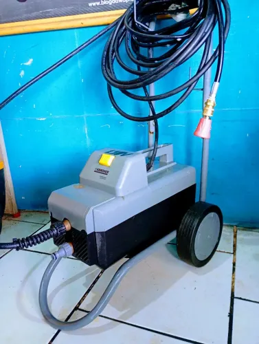 Lava jato Karcher HD 585 ?110 volts