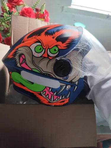 Capacete coyote
