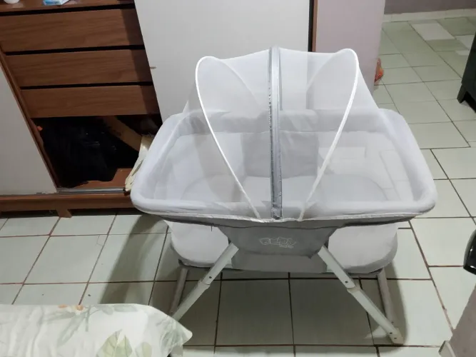 Berço Moisés com mosquiteiro 
