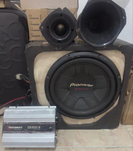 Caixa trio pioneer+Modulo taramps