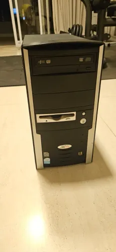 Computador retro gamer
