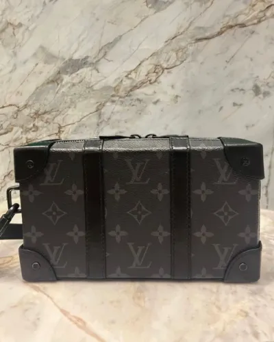 louis vuitton carteira trunk no monograma eclipse