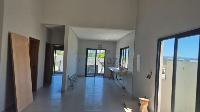 Oportunidade - Casa em Condomínio - Caçapava - Malibu Residencial - 3 Dormitórios