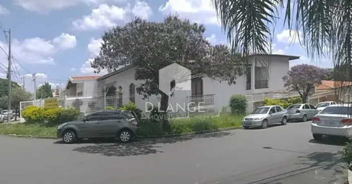 Casa à venda no bairro Jardim Nossa Senhora Auxiliadora em Campinas
