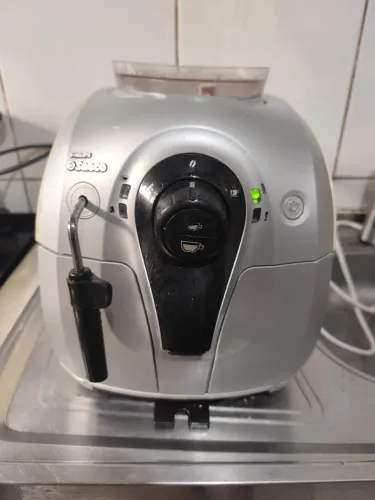Máquina de café grão saeco