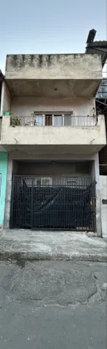 Casa 3 Andares | 2 Quartos | Próx. Rodoviária | R$ 150 Mil