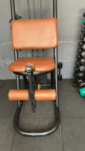 Vendo cadeira extensora  