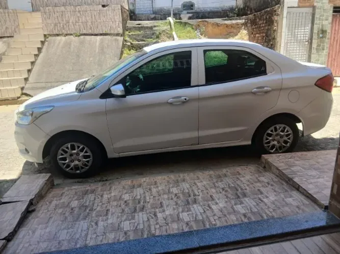 Ford KA+ Sedan 1.5 SEL 16V Flex 4P 2015