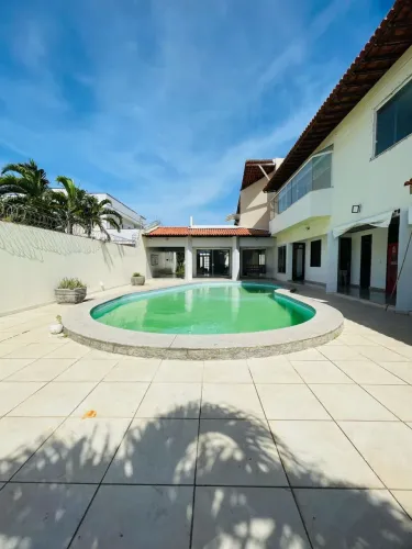 ALUGO CASA NO QUINTAS DO CALHAU COM 4 quartos