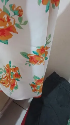 Vendo vários cortes de tecidos