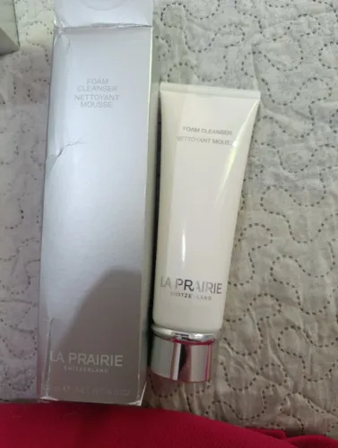 Foram cleanser Lá Prairie