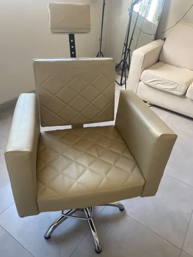 Cadeira para maquiadora ou salão