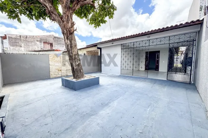 Casa no Jóquei Clube: Espaço e Conforto Imperdíveis!