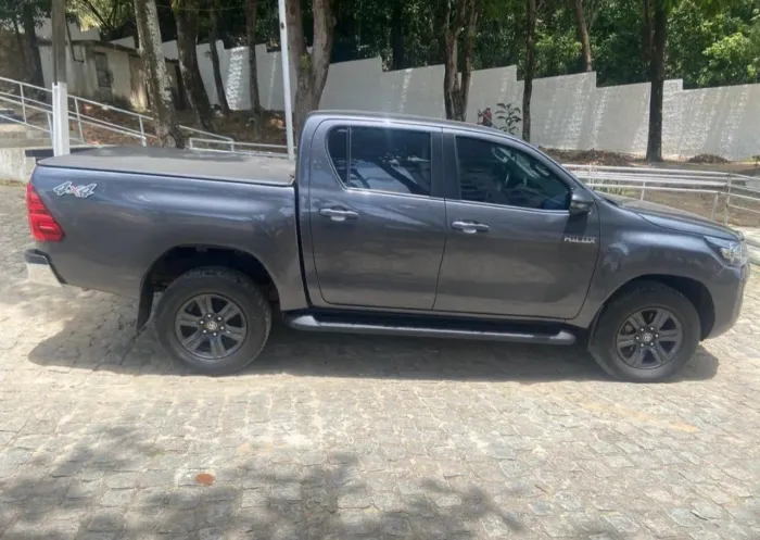Toyota Hilux CD SR 4X4 2.8 TDI Diesel Aut. 2024