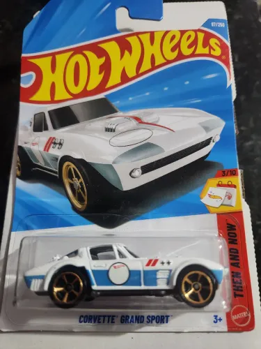 Hotwheels corvette