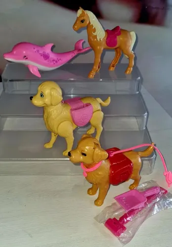 Pets de Barbie. LEIA O ANÚNCIO.