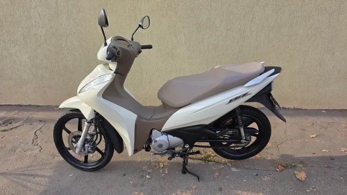 BIS 125 BRANCA CONSERVADA