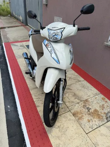 ? Moto à Venda - Excelente Oportunidade!<br>