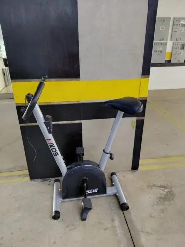 Bicicleta Ergométrica KIKOS HC 3015 Usada