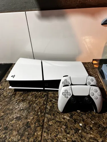 PS5 Slim 825GB 2 Controles