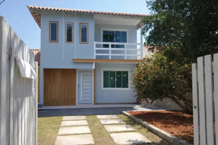 Casa linda, primeira locação em lugar excelente na parte alta da Pontinha em Araruama