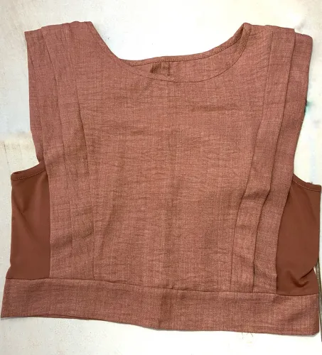 Blusa cropped feminina terracota