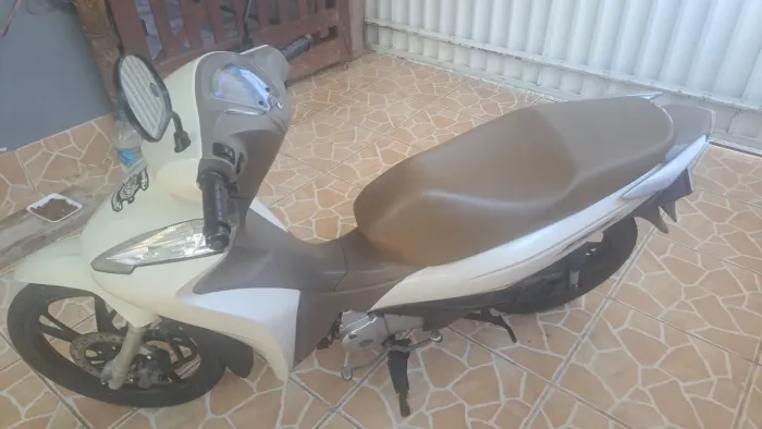 Vendo BIZ 125 2022 BRANCA